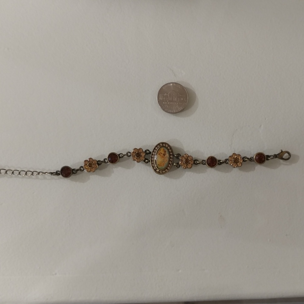🌻 Flower Rhinestone Bracelet - Picture 3 of 3
